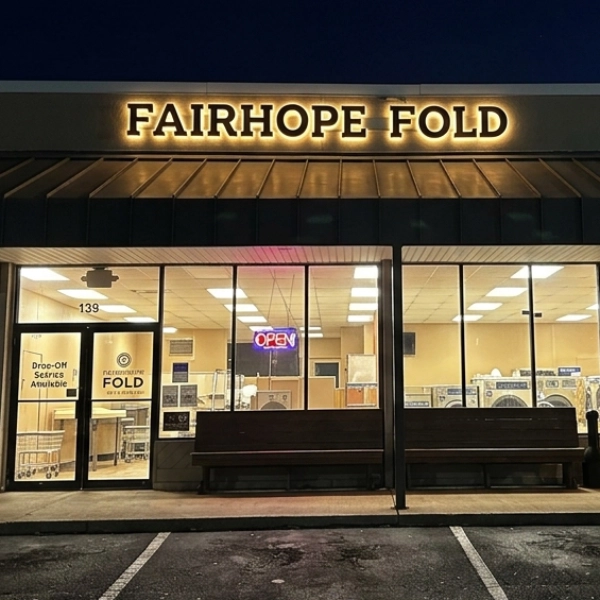Storefront Open Late 600X600